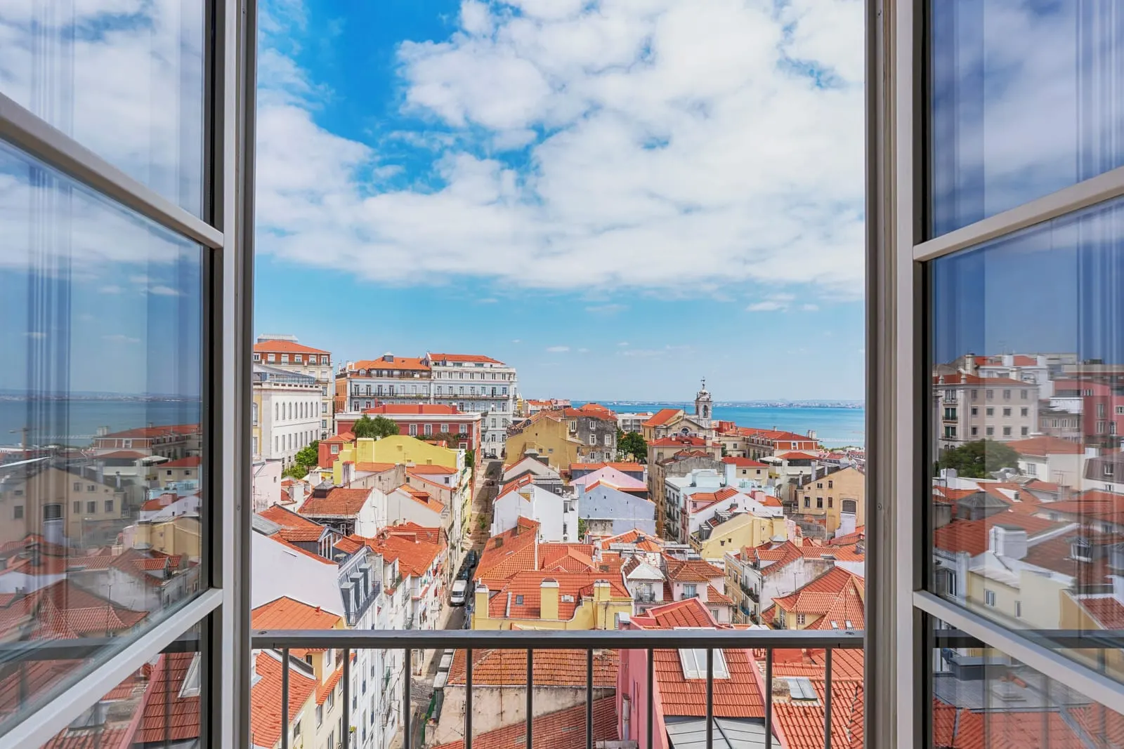 Verride Palácio Santa Catarina: The view from a Premium Suite