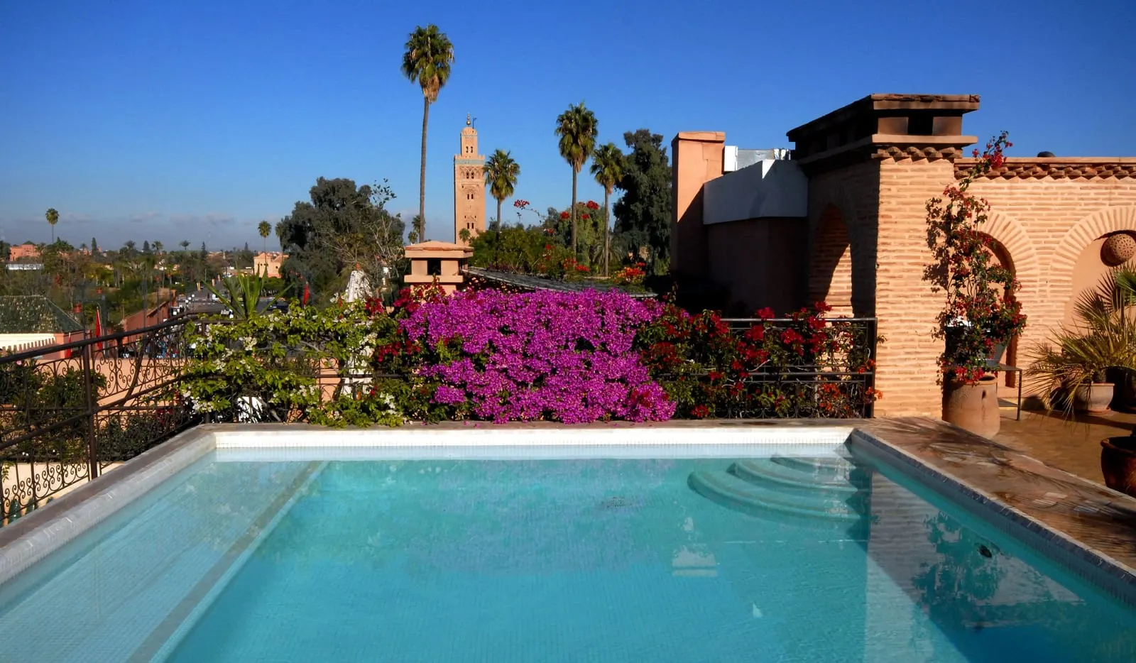 La Villa des Orangers: The rooftop plunge pool, the Koutoubia beyond