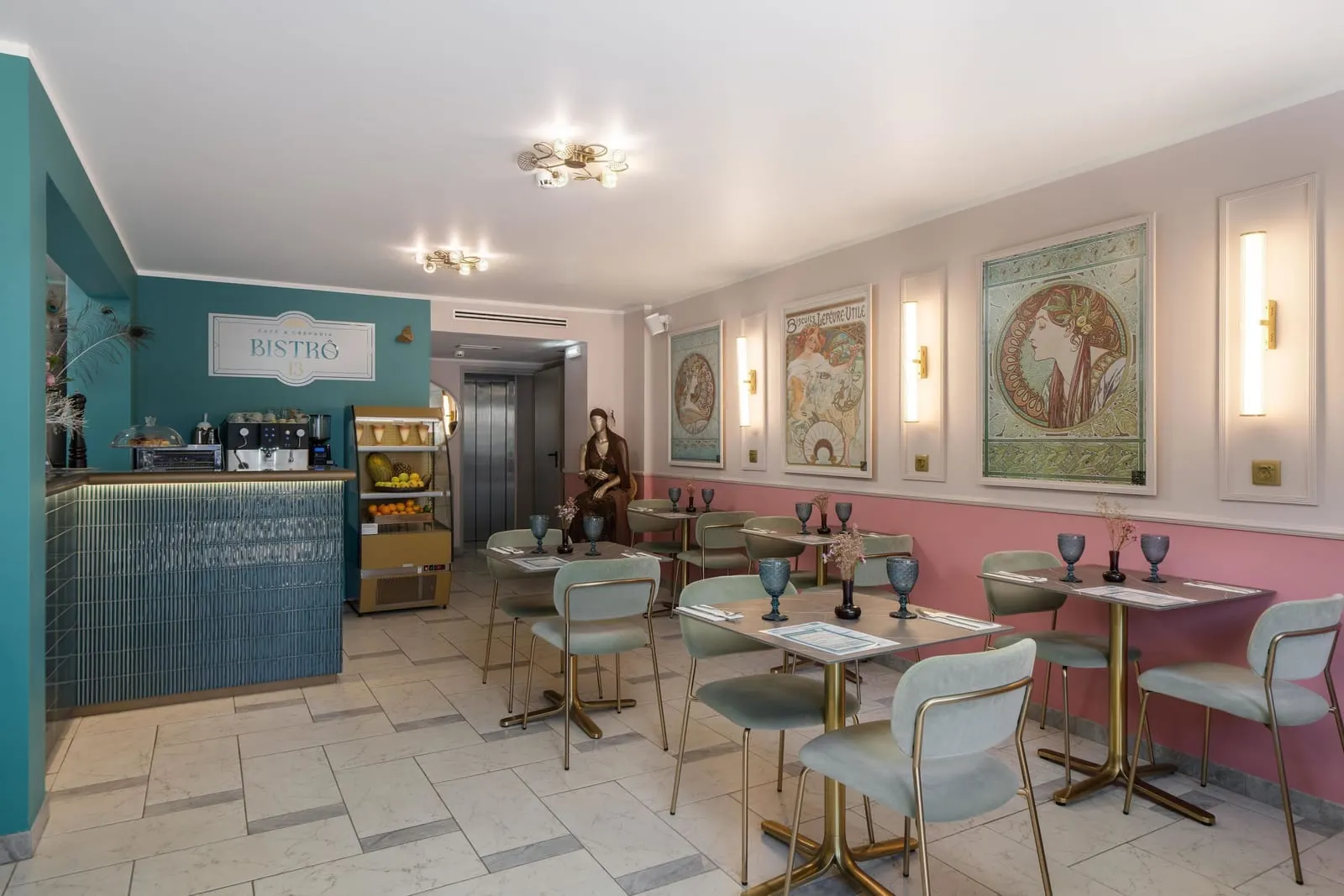 Hotel Madeira: Bistrô 13, the hotel's Art Nouveau café