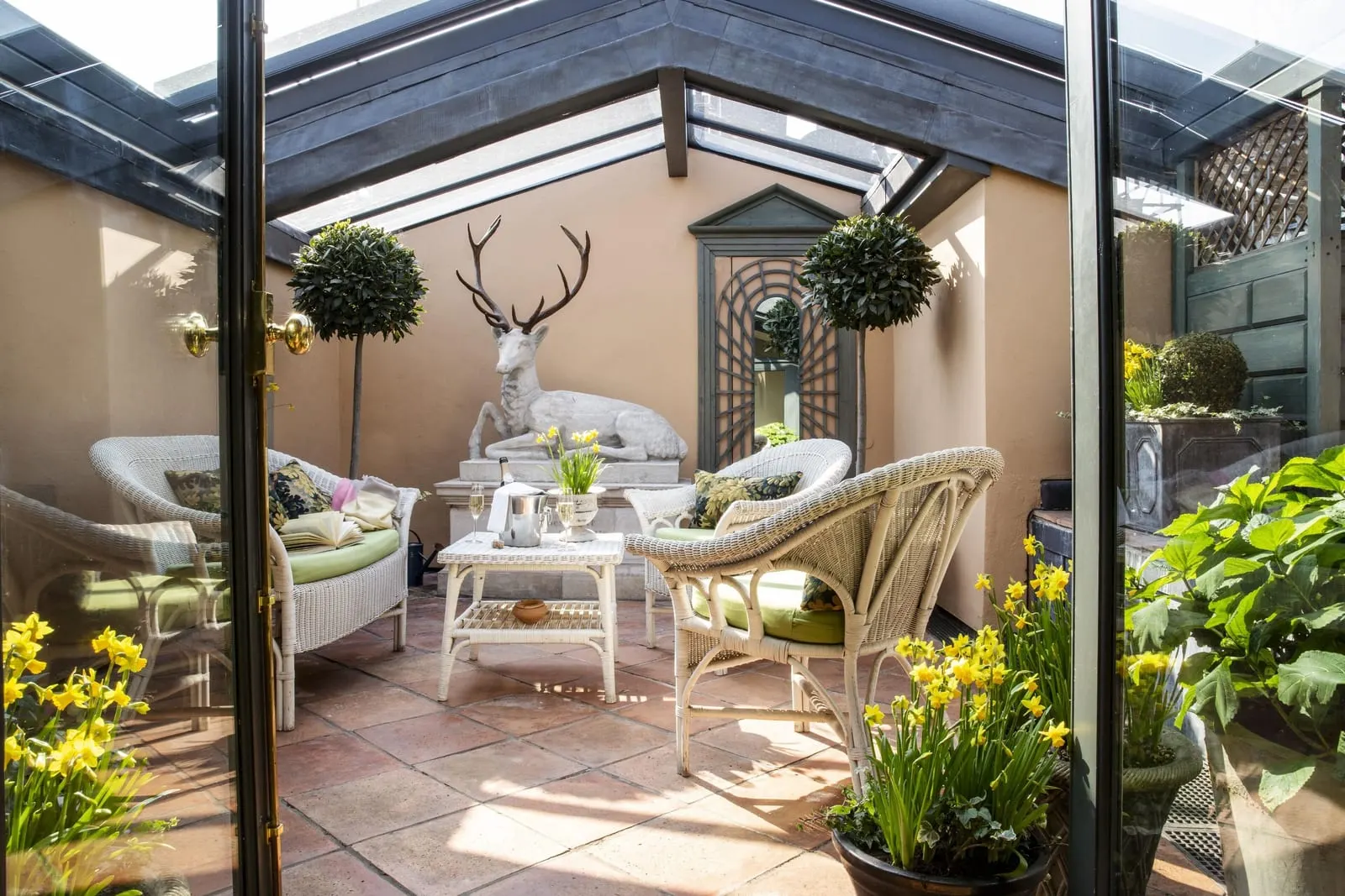 Hazlitt's: The roof conservatory