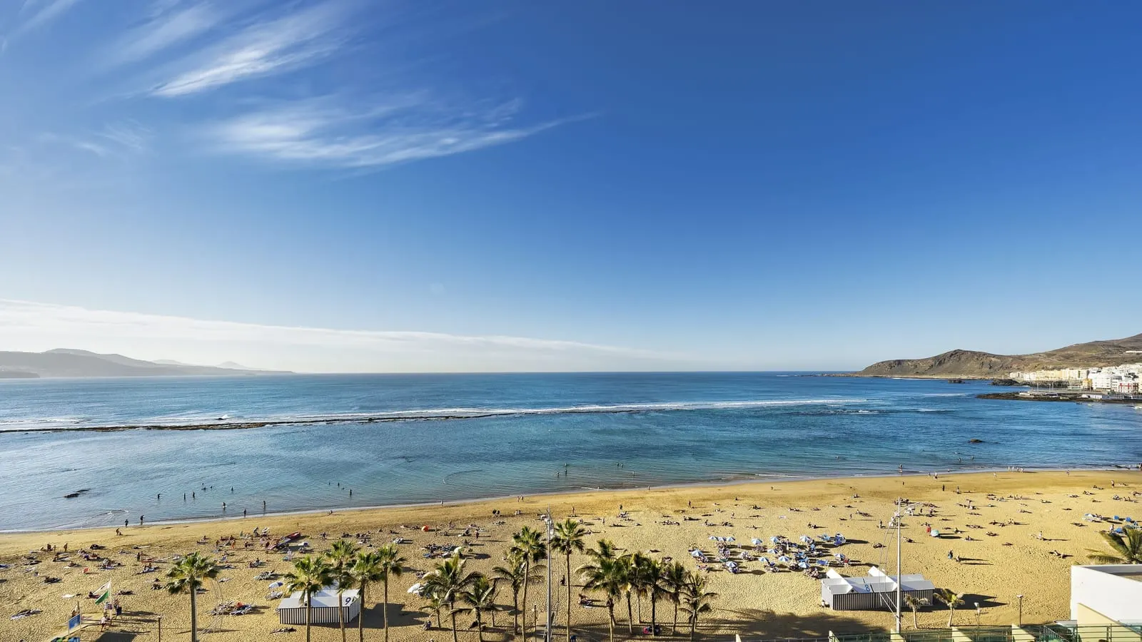 Bull Reina Isabel & Spa: Las Canteras beach and the La Barra reef