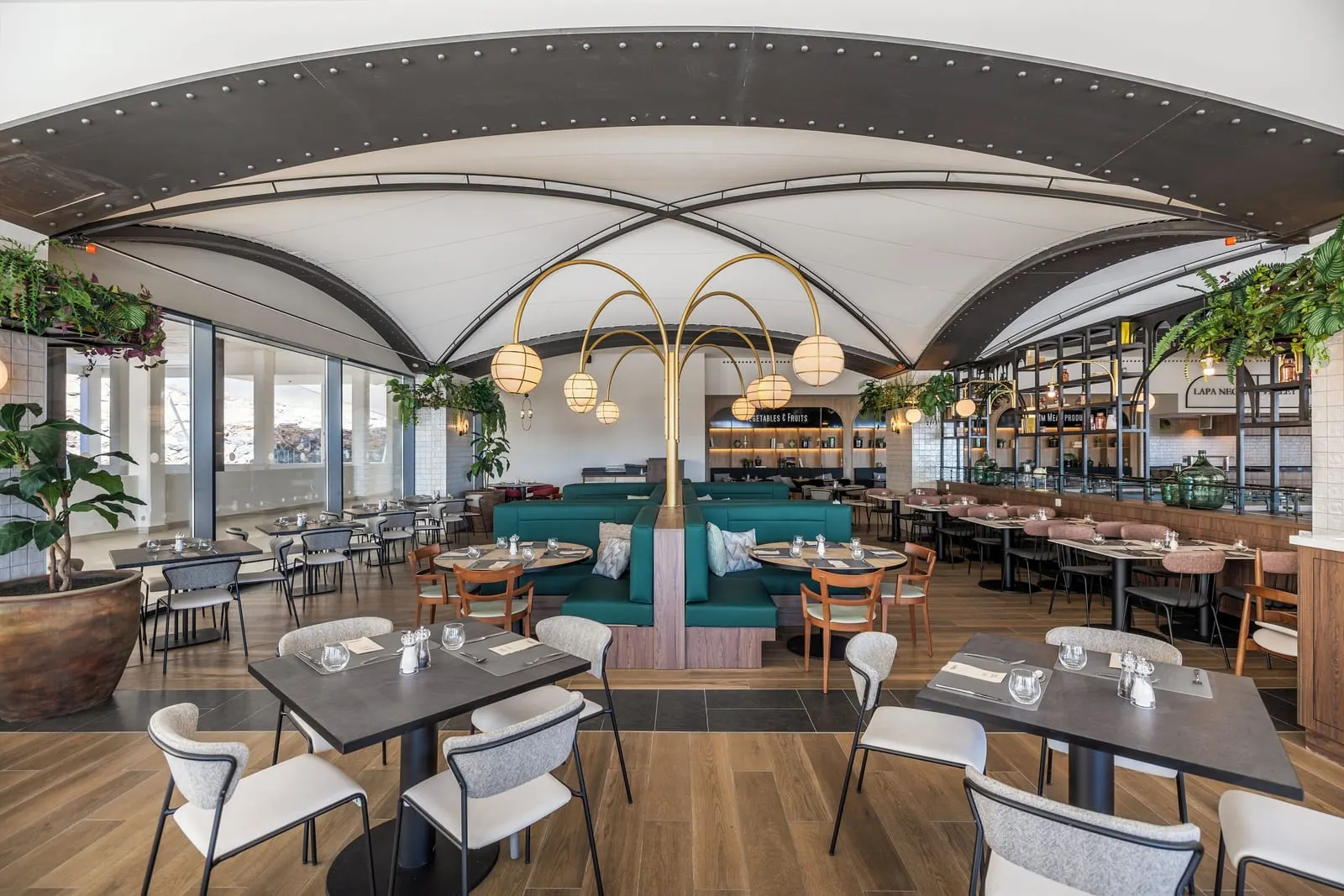 Barceló Playa Blanca: A restaurant under its arched white canopy