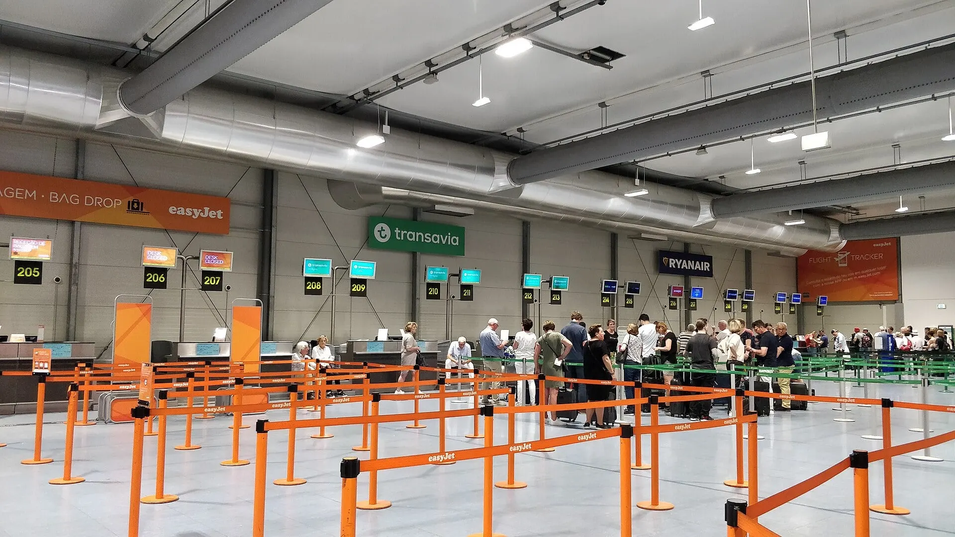 The check-in hall in Terminal 2 at Lisbon Airport